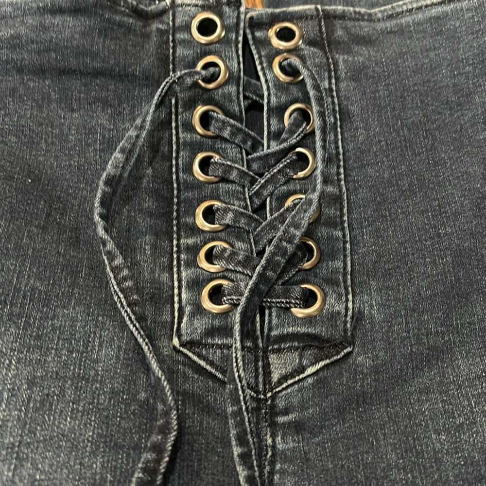 ⭐️ 2/$10 - Free People Skinny Jeans - Picture 2 of 4